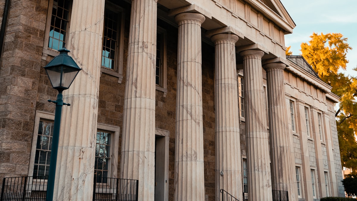 Prouver un adultère légalement : la méthode qui tient